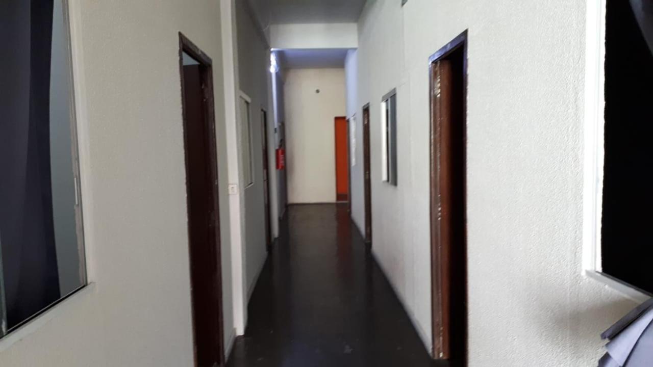 Hotel Embaixador De 库里提巴 外观 照片